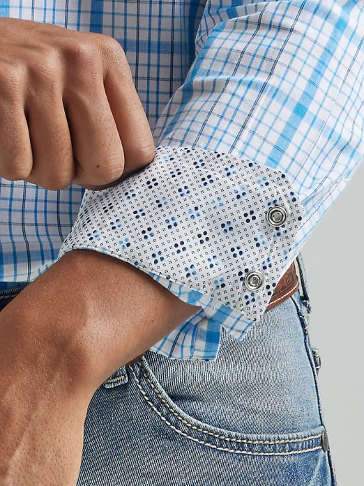 20X Competition Advanced Comfort Long Sleeve Two Pocket Western Snap Plaid Shirt Men Wrangler RHXV491 Clothing Baby Blue (112324829)