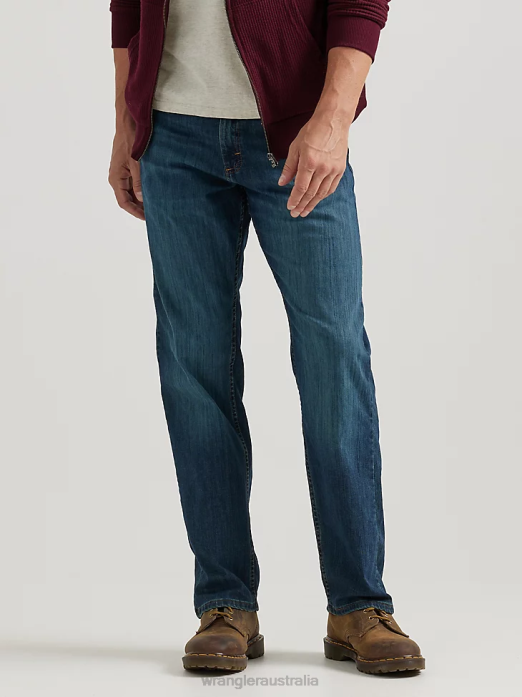 Authentics Relaxed Fit Comfort Flex Jean Men Wrangler RHXV200 Clothing Carbon (ZM3CSCN)