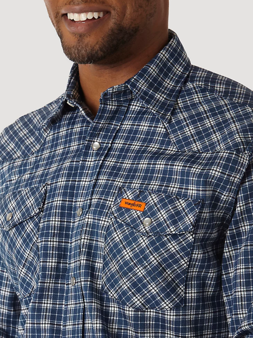 FR Flame Resistant Long Sleeve Western Snap Plaid Shirt Men Wrangler RHXV501 Clothing Blue/Black (FR122BW)
