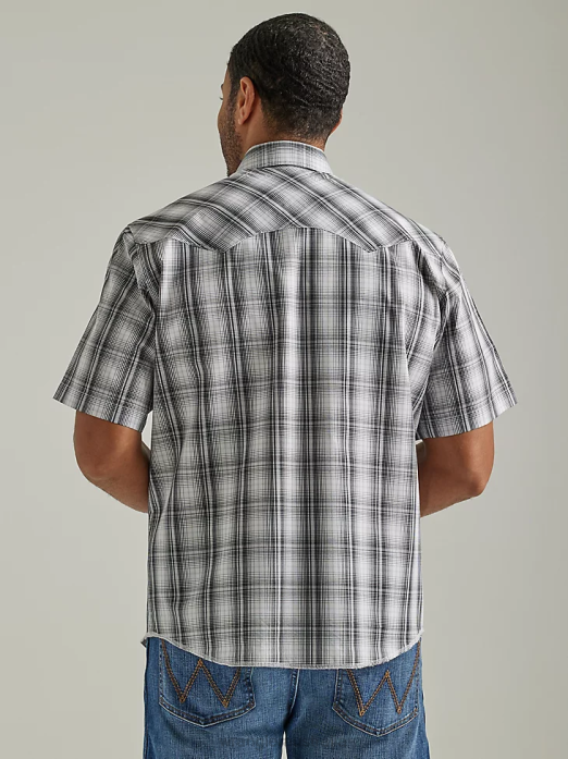 Fashion Snap Short Sleeve Western Snap Plaid Shirt Men Wrangler RHXV463 Clothing Chess Grey (112326471)