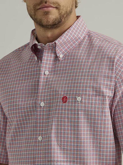 George Strait Short Sleeve 1 Pocket Button Down Plaid Shirt Men Wrangler RHXV311 Clothing Bright Red Plaid (112327819)