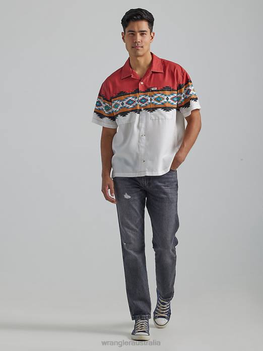 Greensboro Straight Leg Jean Men Wrangler RHXV65 Clothing Ripped Black (112335458)