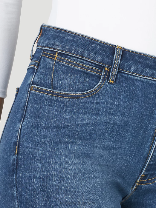 High Rise True Straight Leg Jean Women Wrangler RHXV775 Clothing Hudson (MT1STHD)