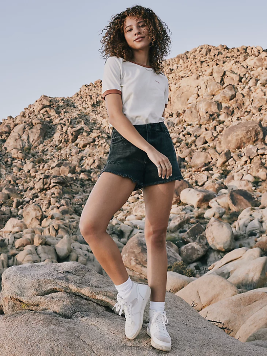 High Rise Vintage Cut-Off Short Women Wrangler RHXV834 Clothing Moonlight (112333535)