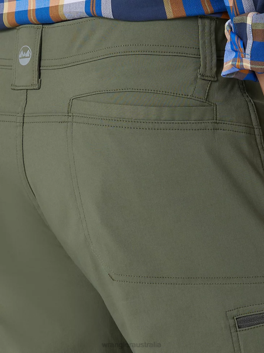 Outdoor Performance Utility Short Men Wrangler RHXV606 Clothing Dusty Olive (112336155)