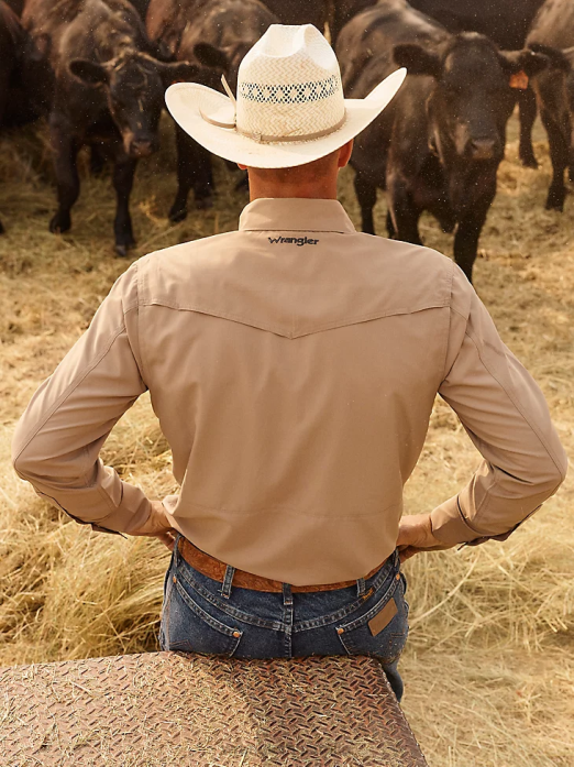 Performance Snap Long Sleeve Solid Shirt Men Wrangler RHXV432 Clothing Overcast (112323768)