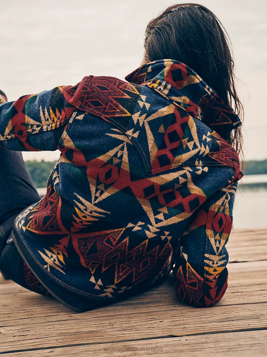 RIGGS Tough Layers Sherpa Lined Canvas Jacket Women Wrangler RHXV863 Clothing Golden Khaki (112318477)