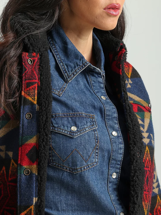 RIGGS Tough Layers Sherpa Lined Canvas Jacket Women Wrangler RHXV863 Clothing Golden Khaki (112318477)