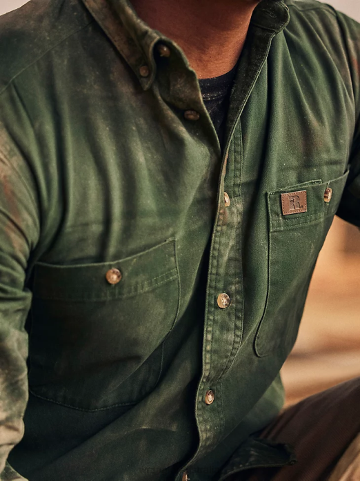 RIGGS Workwear Long Sleeve Button Down Solid Twill Work Shirt Men Wrangler RHXV349 Clothing Forest Green (3W501FG)