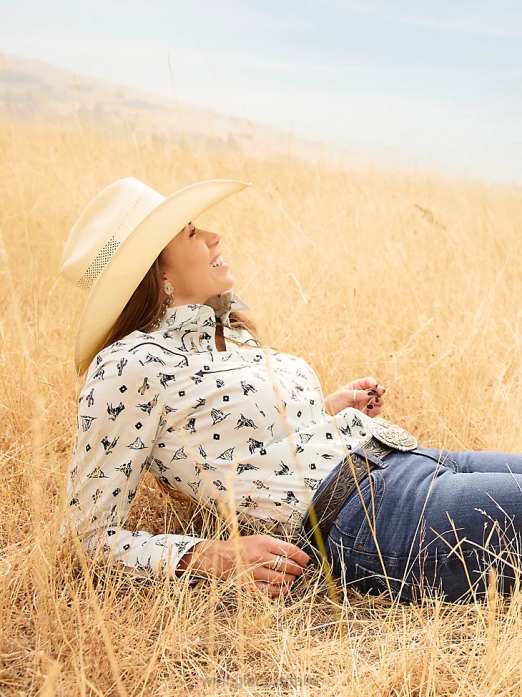 Retro Americana Bandana Western Snap Shirt Women Wrangler RHXV882 Clothing Red (112327234)