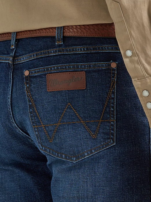 Retro Slim Fit Bootcut Jean Men Wrangler RHXV11 Clothing Holsteiner (112332505)