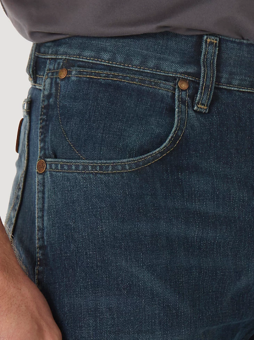 Retro Slim Fit Bootcut Jean Men Wrangler RHXV7 Clothing River Wash (77MWZRW)