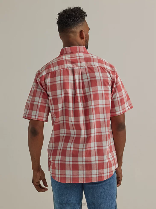 Rugged Wear Short Sleeve Easy Care Plaid Button-Down Shirt Men Wrangler RHXV346 Clothing Cedar Red (112325899)