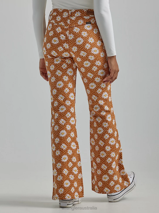 Ultimate Riding Jean - Shiloh Women Wrangler RHXV768 Clothing TA Wash (WRS40TA)