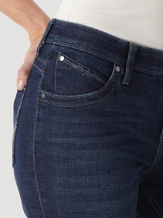 Ultimate Riding Jean Q-Baby Women Wrangler RHXV756 Clothing Boot Scootin (WRQ20ST)