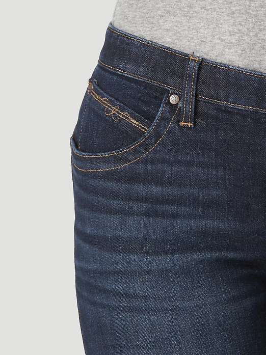 Ultimate Riding Jean Q-Baby Women Wrangler RHXV763 Clothing Avery (WRQ20VA)