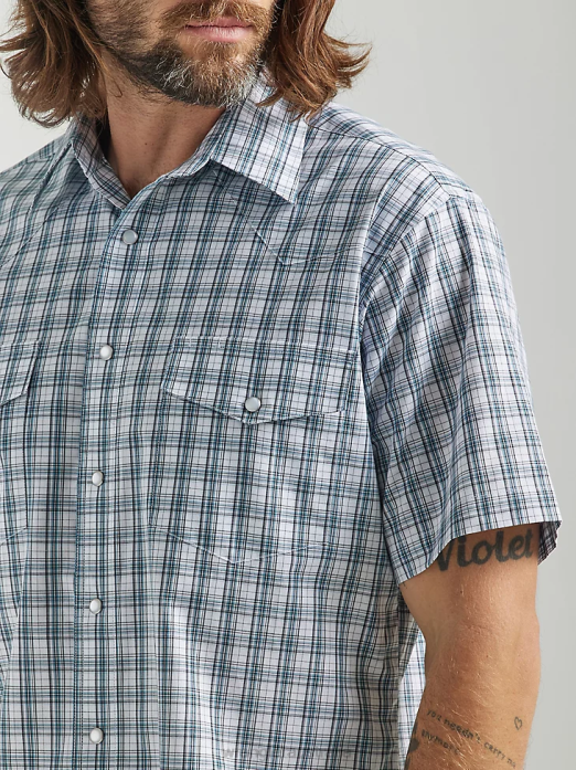 Wrinkle Resist Short Sleeve Western Snap Plaid Shirt Men Wrangler RHXV442 Clothing Gray Blue (112324663)